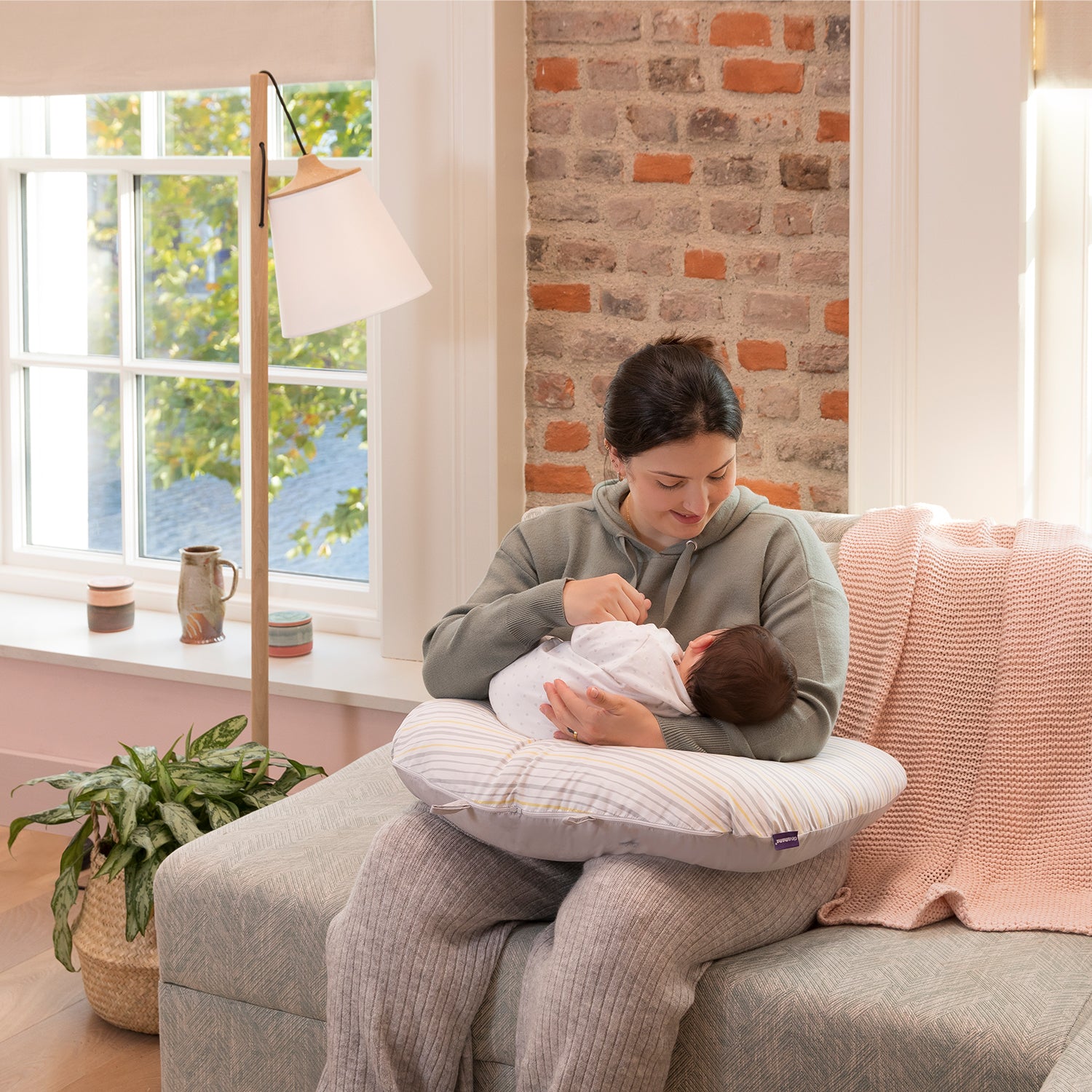 ClevaMama Nursing Pillow & Baby Nest