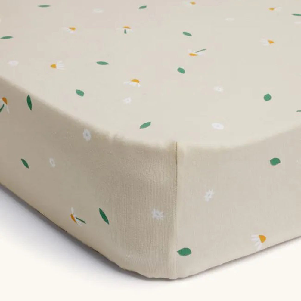 ErgoPouch 2 In 1 Waterproof Fitted Sheet Cot Daisy Sprinkle