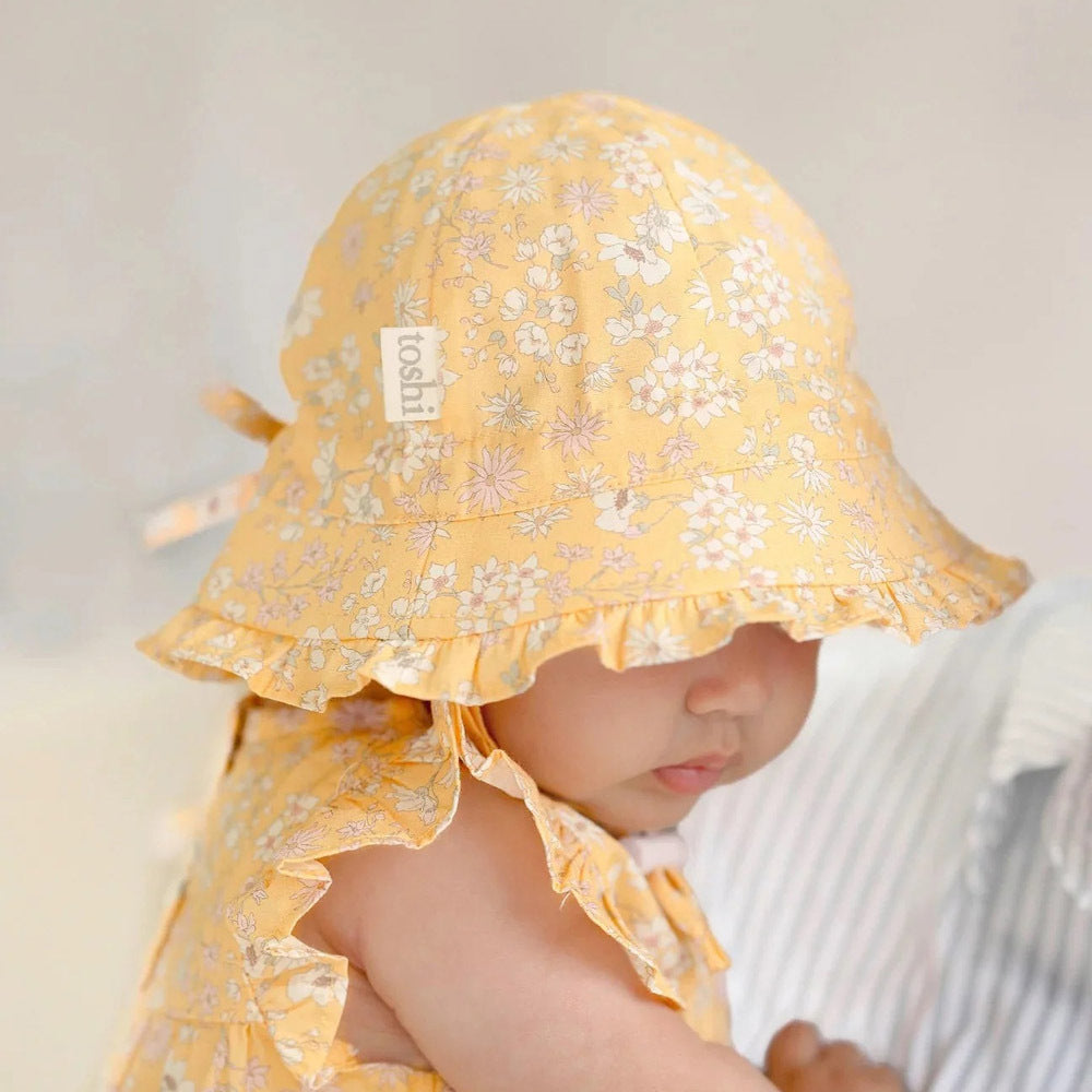 Toshi Bell Hat Eva/Sunny