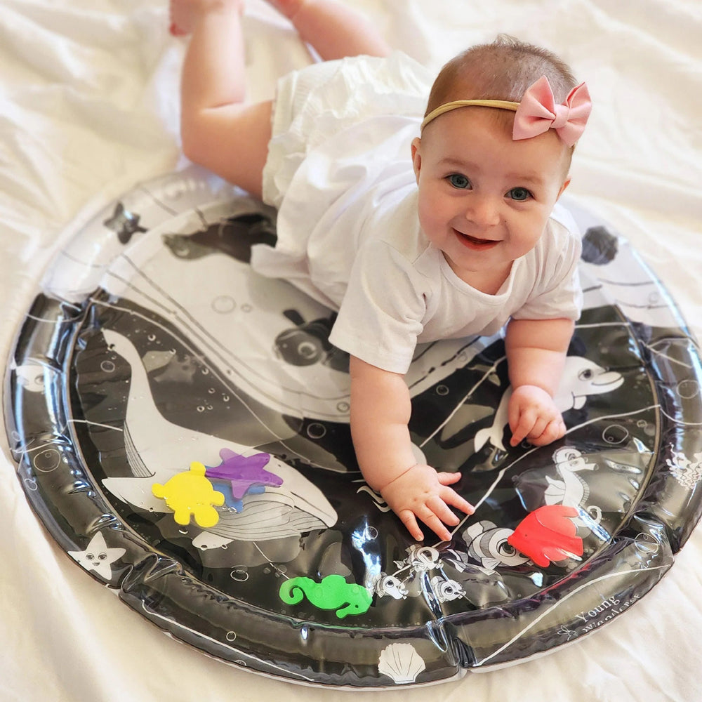 Young Wonderer Under The Sea Water Mat