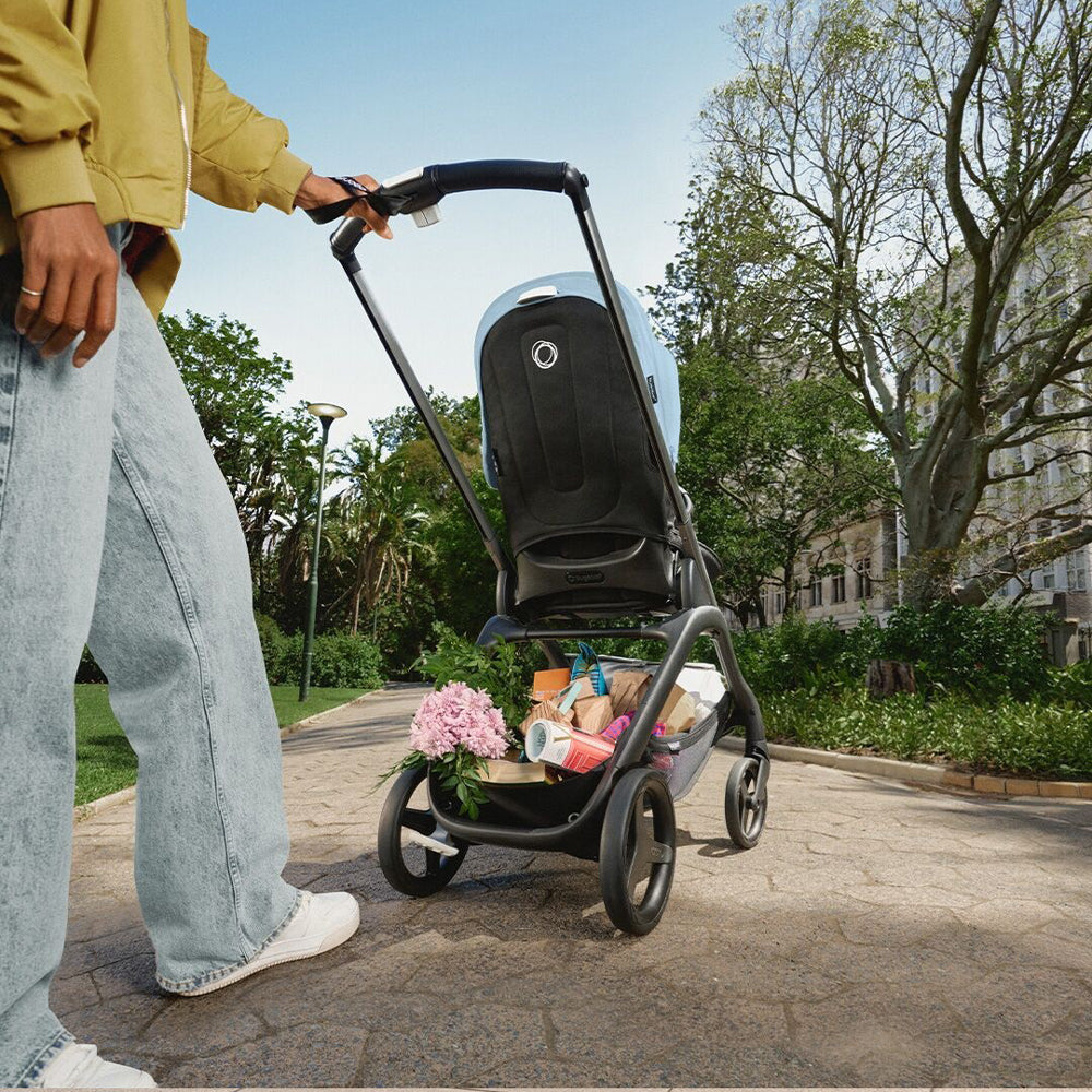 Bugaboo Dragonfly Pram Graphite/Black/Skyline Blue Canopy