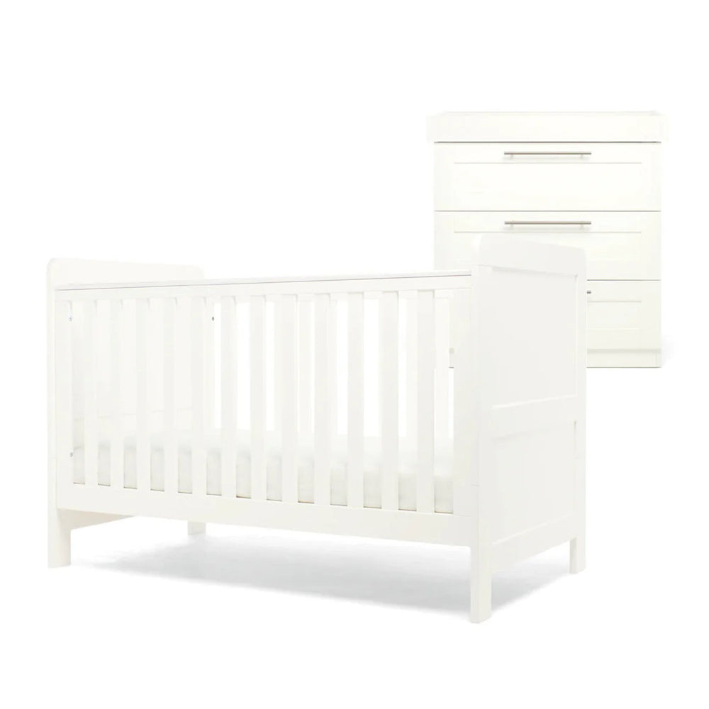 Mamas & Papas Hampden Cot Bed + Mattress + Dresser