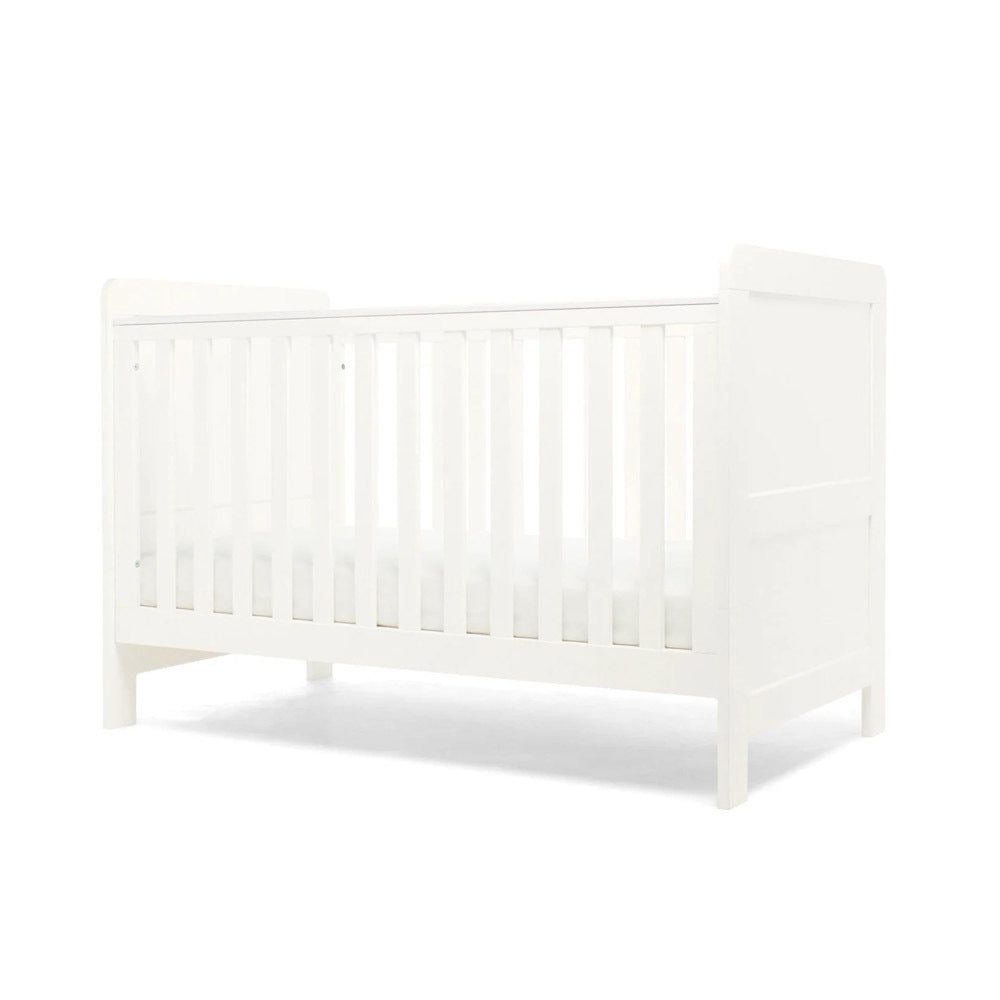 Mamas & Papas Hampden Cot Bed + Mattress + Dresser